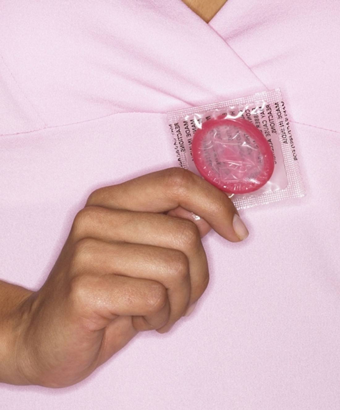 Eure Fragen: Verträgt meine Freundin keine Kondome?
