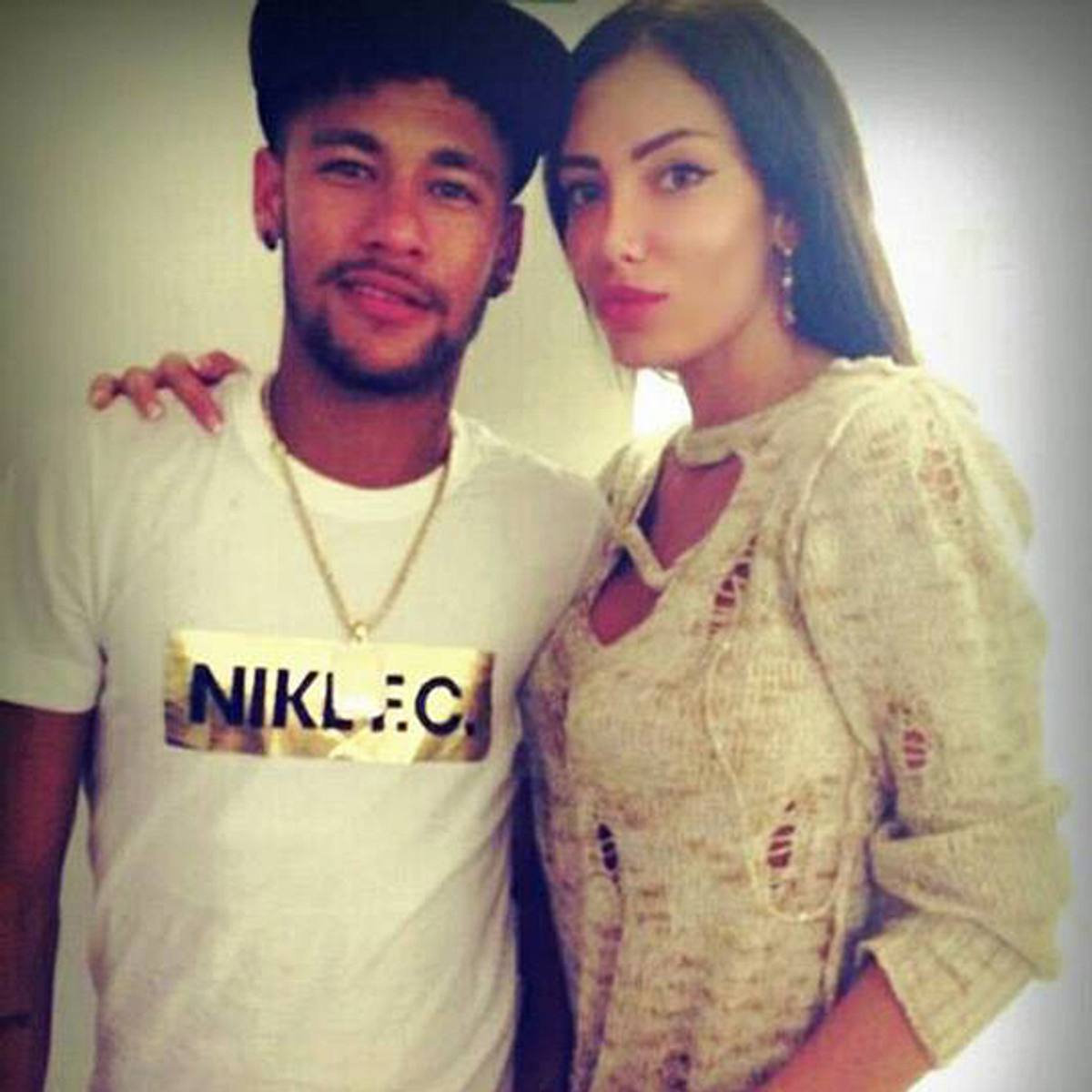 Neymar mit seiner neuen Freundin Soraja Vucelic.