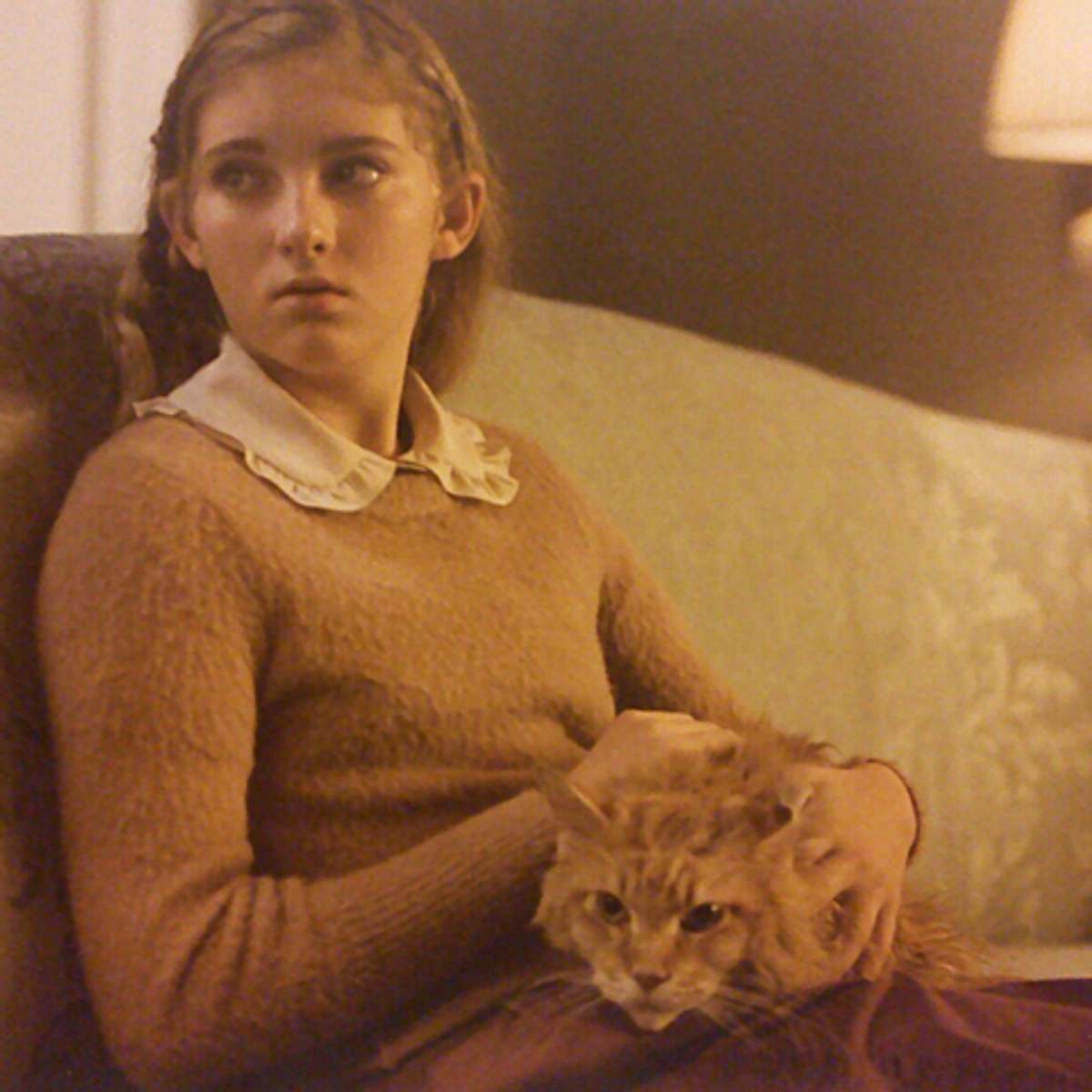 Prim (Willow Shields) mit Buttercup - endlich getigert!