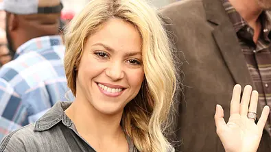 Shakira lässt wieder ihre Hüften kreisen - Foto: Getty Images