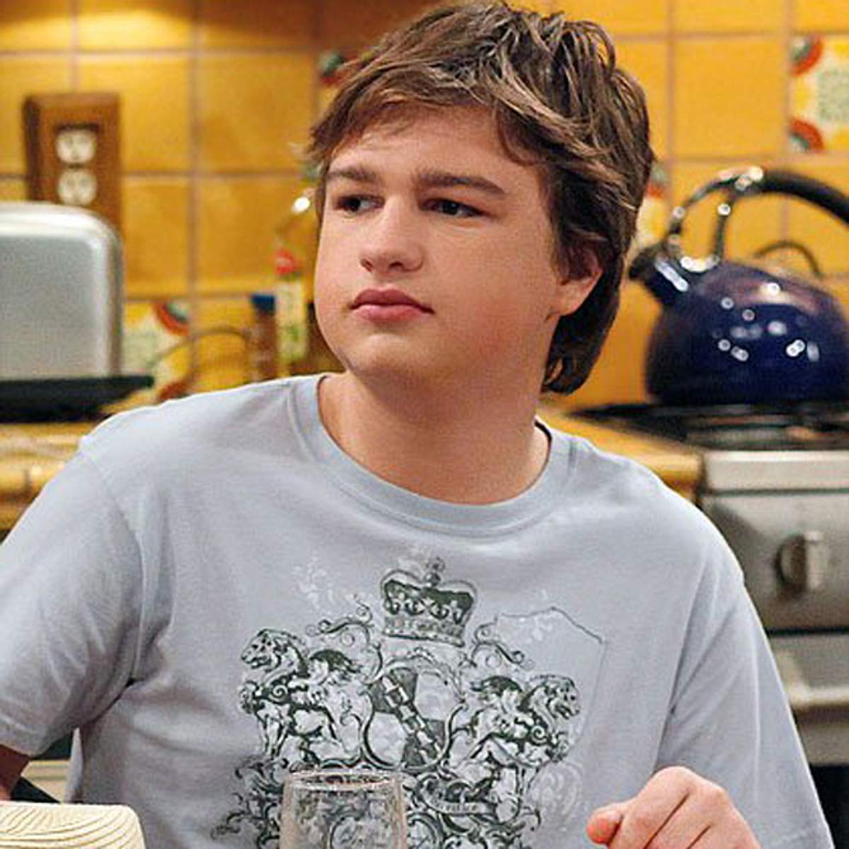 Angus T. Jones früher