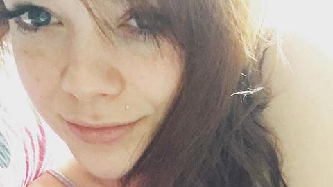 Anne Wünsche hat wieder braune Haare