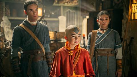 Katara, Sokka und Avatar Aang - Foto: ROBERT FALCONER/NETFLIX