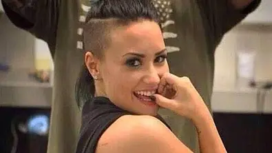 b1z169bieaeksse - Foto: Demi Lovato on Twitter