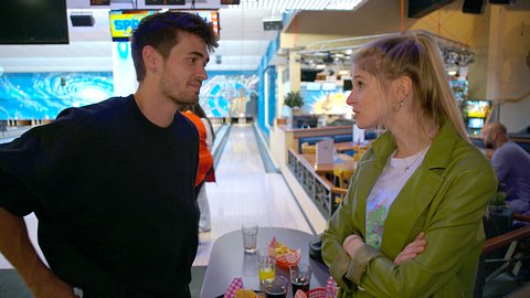 Berlin – Tag und Nacht: Trennungen und verzweifelte Überredungsversuche - Foto: RTL II