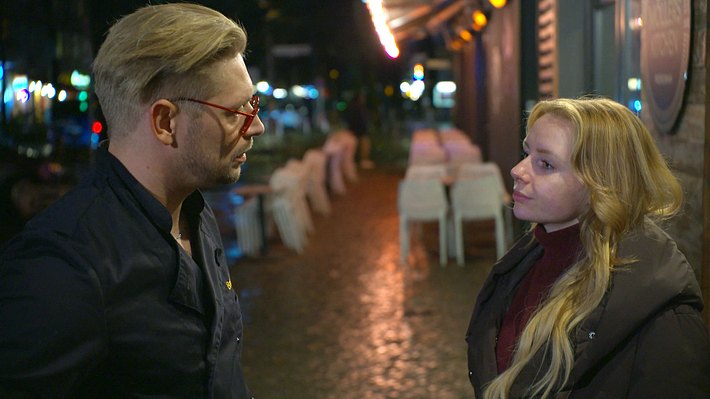 Berlin – Tag und Nacht: Zwei Liebes-Beziehungen stehen auf der Kippe!😱 - Foto: RTL II