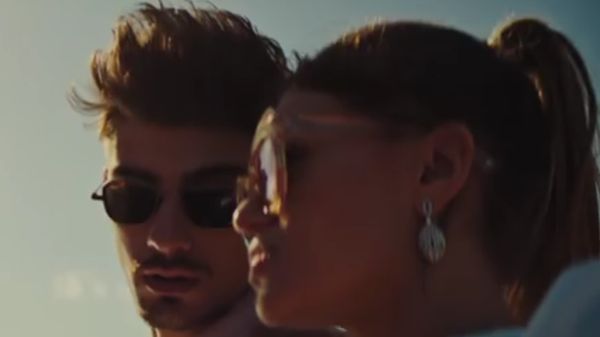 Auf den ersten Blick könnte man denken, hier wären Zayn Malik und Gigi Hadid zusammen unterwegs - Foto: Screenshot/Youtube: ZaynVEVO