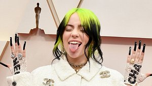 Billie Eilish enthüllt ihr Drachen Tattoo - Foto: Amy Sussman / gettyimages