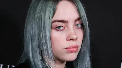 Billie Eilish leidet am Tourette-Syndrom. Die Sängerin hat in einem Interview erzählt, warum sie ihre Krankheit öffentlich machte. - Foto: Getty Images