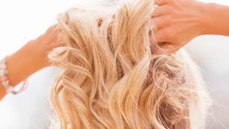 10 kuriose & witzige Fakten über blonde Haare! - Foto: iStock