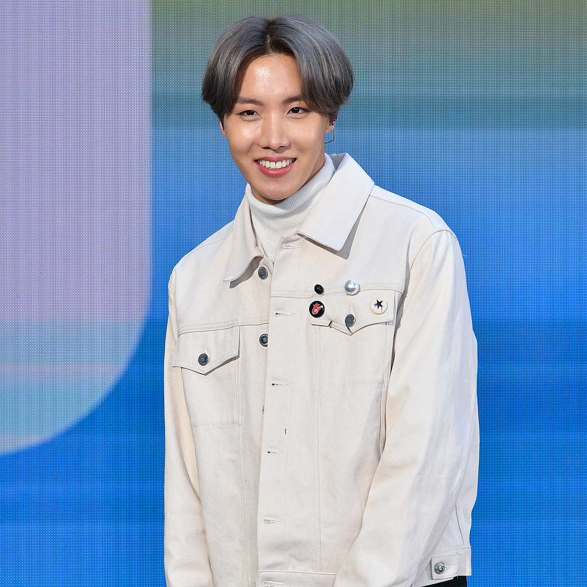 BTS: J-Hope überrascht mit neuem Solo-Song