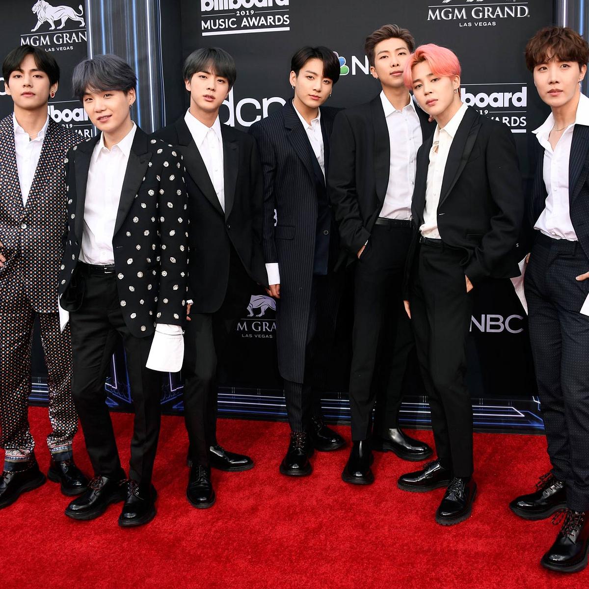 Die Jungs von BTS auf dem roten Teppich der 2019 Billboard Music Awards