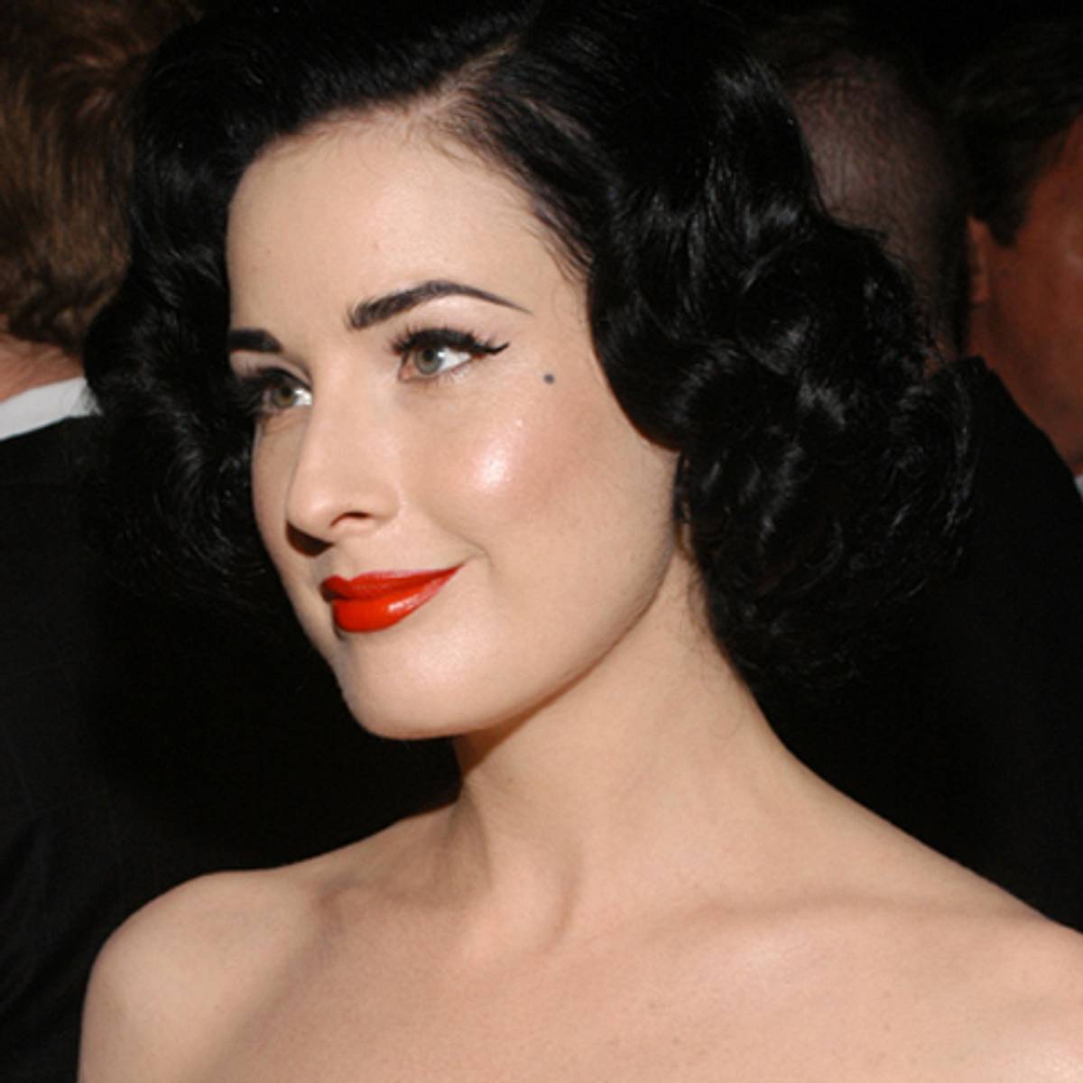 Schönheitsmakel der Stars Dita von Teese