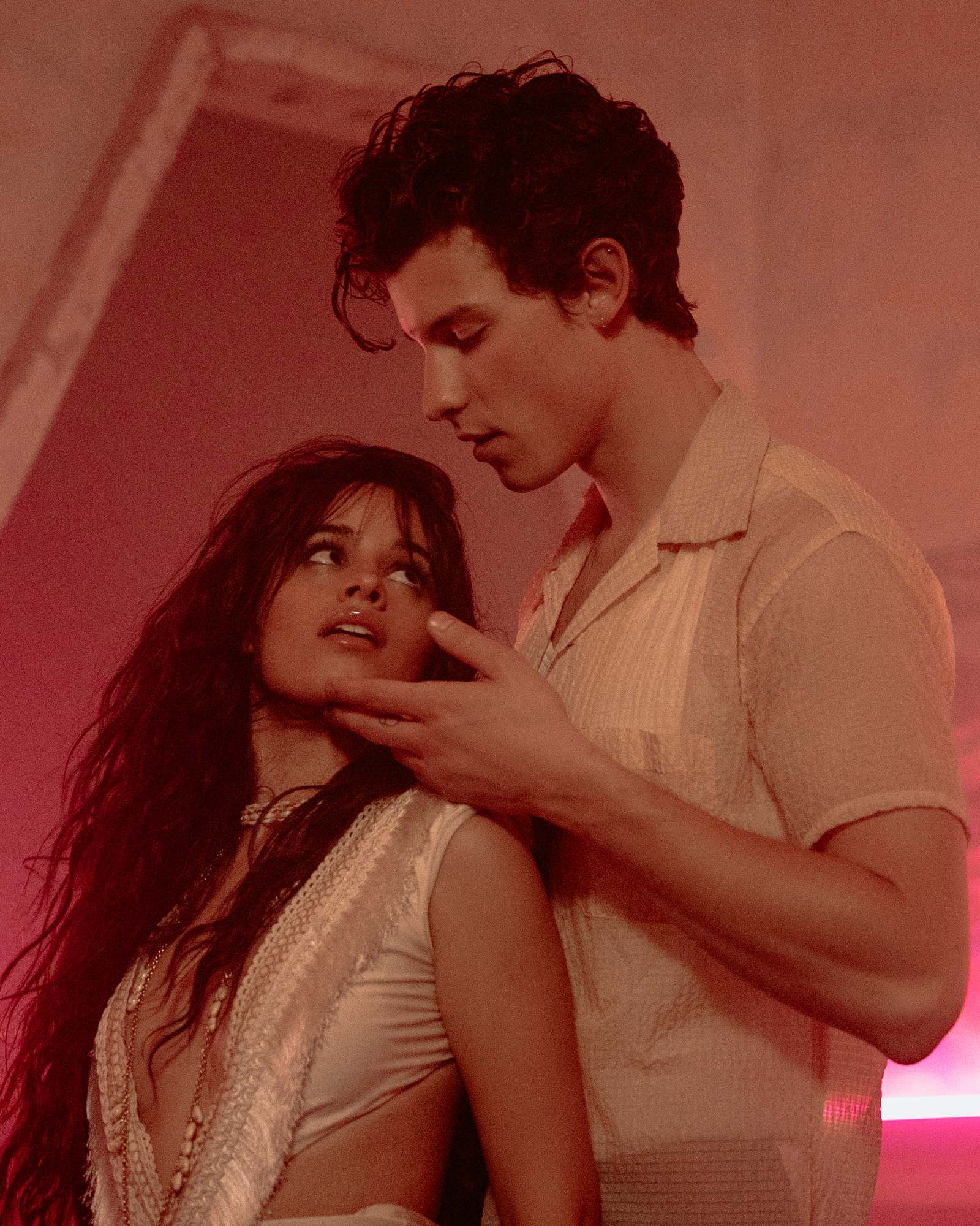 Camila Cabello And Shawn Mendes Erneutes Beziehungs Aus Bravo