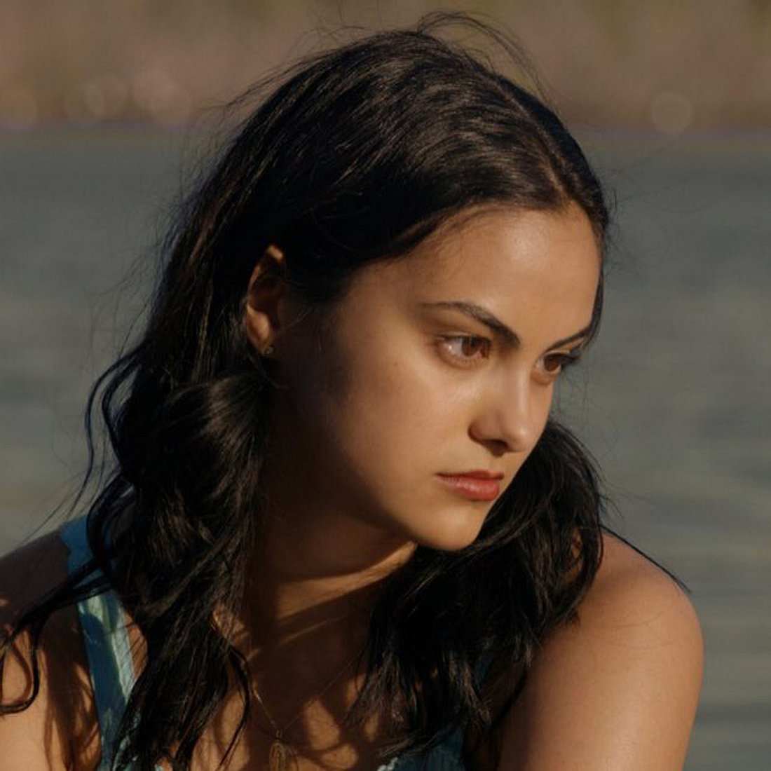 Camila Mendes in ihrer Rolle als Ester in Coyote Lake