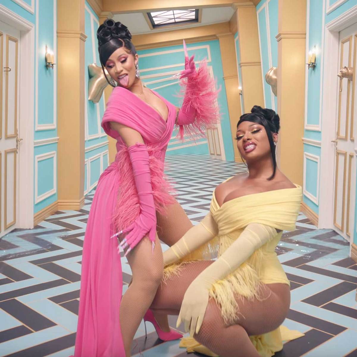 Cardi B & Megan Thee Stallion: Nackt im neuen Video