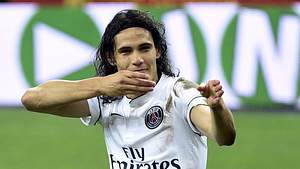 Der Gewehr-Torjubel von Edinson Cavani ist das Gesprächsthema in Frankreich. - Foto: getty images