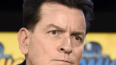 Charlie Sheen: Wie er seine Millionen verlor - Foto: IMAGO / Future Image / N.Kubelka