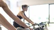 Auch wenns schwer fällt, auf Cardio-Training im Fitnessstudio muss erstmal verzichtet werden. - Foto: ©aumnat - stock.adobe.com