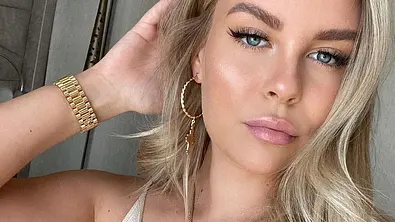 Voraussichtlich im Dezember soll Dagi Bees und Eugens Sohn zur Welt kommen. - Foto: Instagram@dagibee