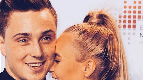 YouTuberin Dagi Bee und ihr Verlobter Eugen Kazakov sind seit 3 Jahren ein Paar. - Foto: Instagram/@dagibee