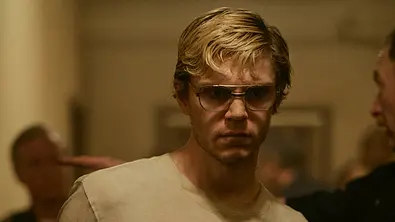 Dahmer: Monster: Netflix kündigt ZWEI weitere Staffeln an 🤯 - Foto: Netflix