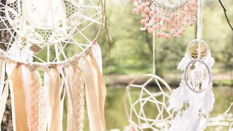 Traumfänger sind in vielen Zimmern ein Muss. - Foto: yuliasverdlova - stock.adobe.com