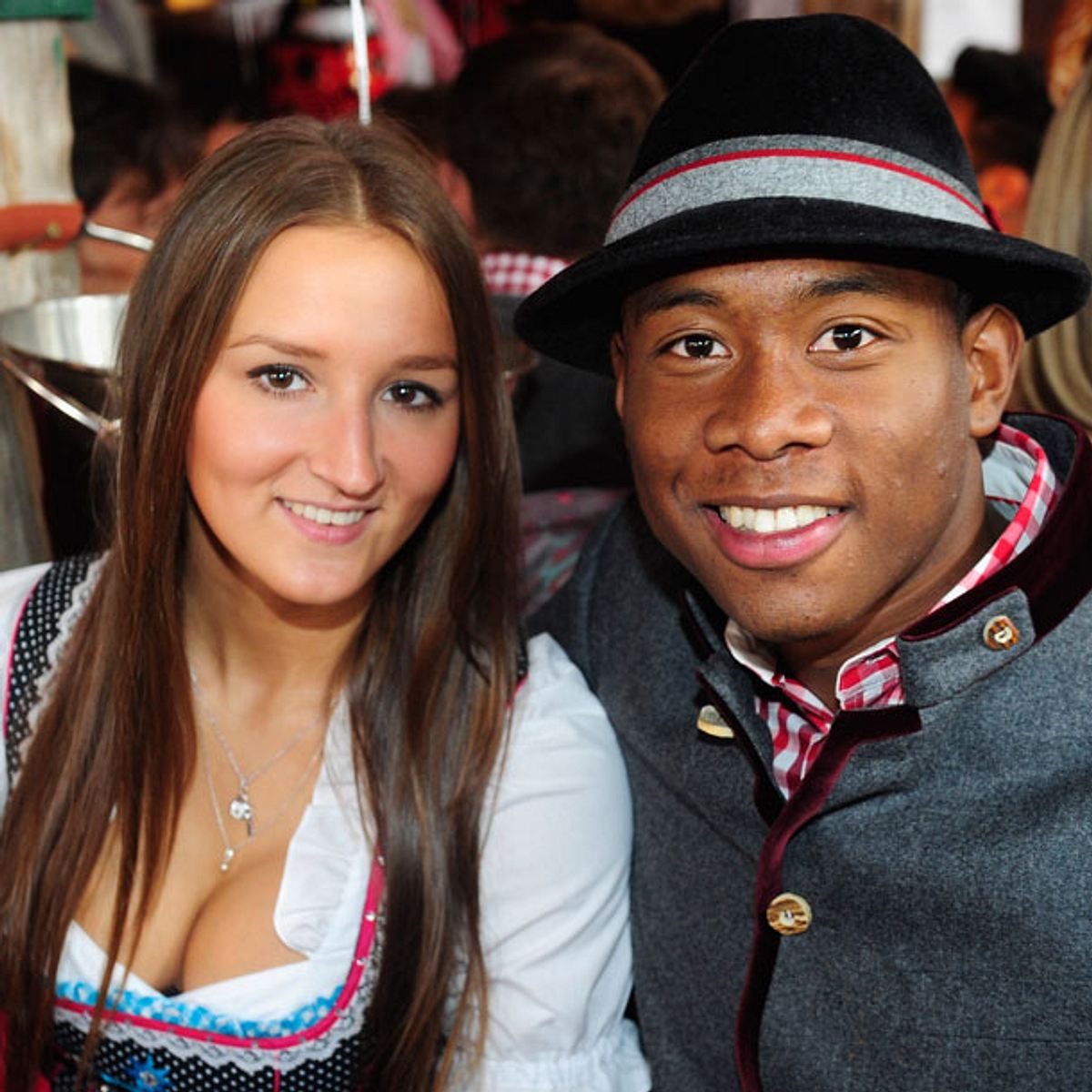 Das ist die Freundin von David Alaba. Sie heißt Katja Butylina.