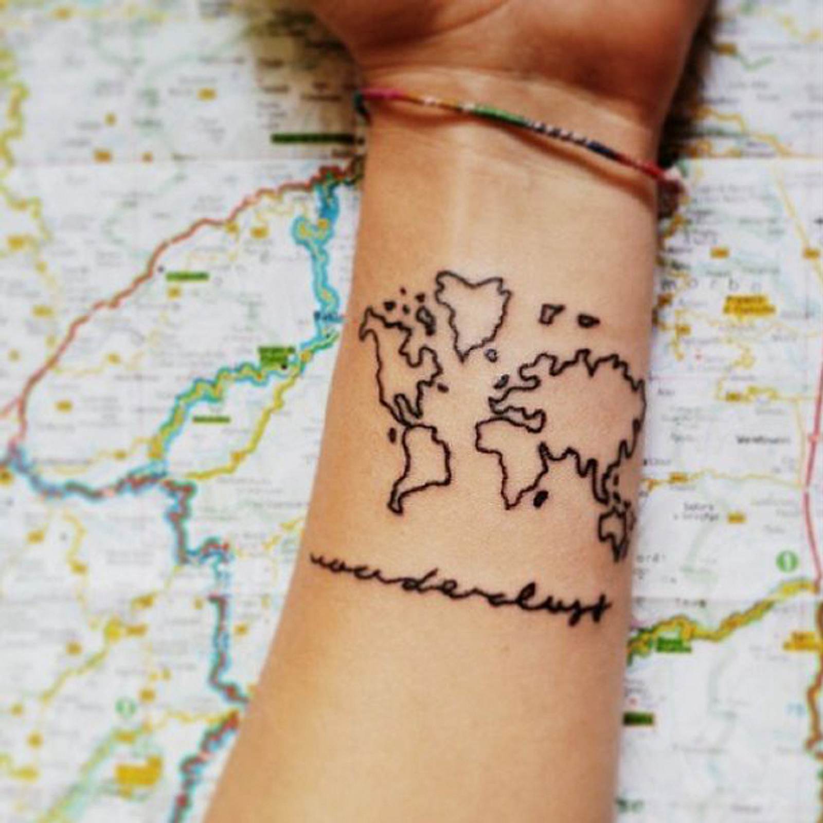 Wandtattoo Die Welt Karte Umrisse Weltkarte Umrisse Tattoos Tattoo Von Weltkarte Etsy.de