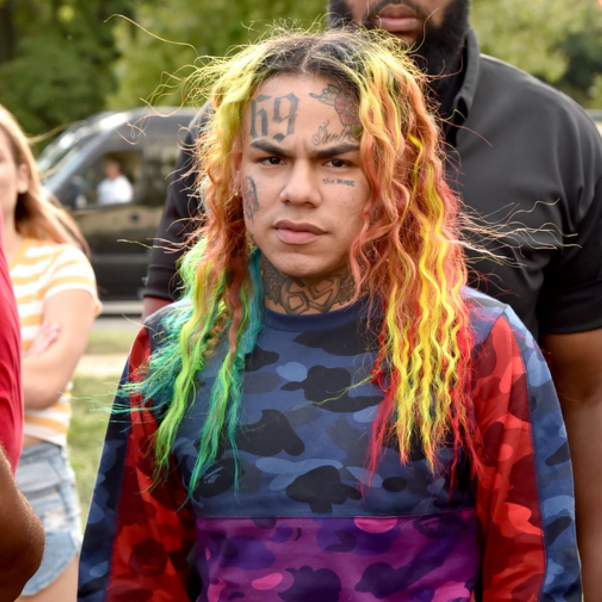 6ix9ine ist in den USA und Deutschland mega erfolgreich!