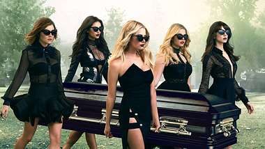 Pretty Little Liars hatte eines der überraschendsten Steffel-Finale ... - Foto: Warner Bros.