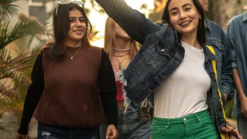 Bereit für eine Challenge? Wer diese Wie gut kennst du mich?-Fragen über dich beantworten kann, hat ein wirkliches enges Verhältnis zu dir. - Foto: FG Trade Latin / iStock