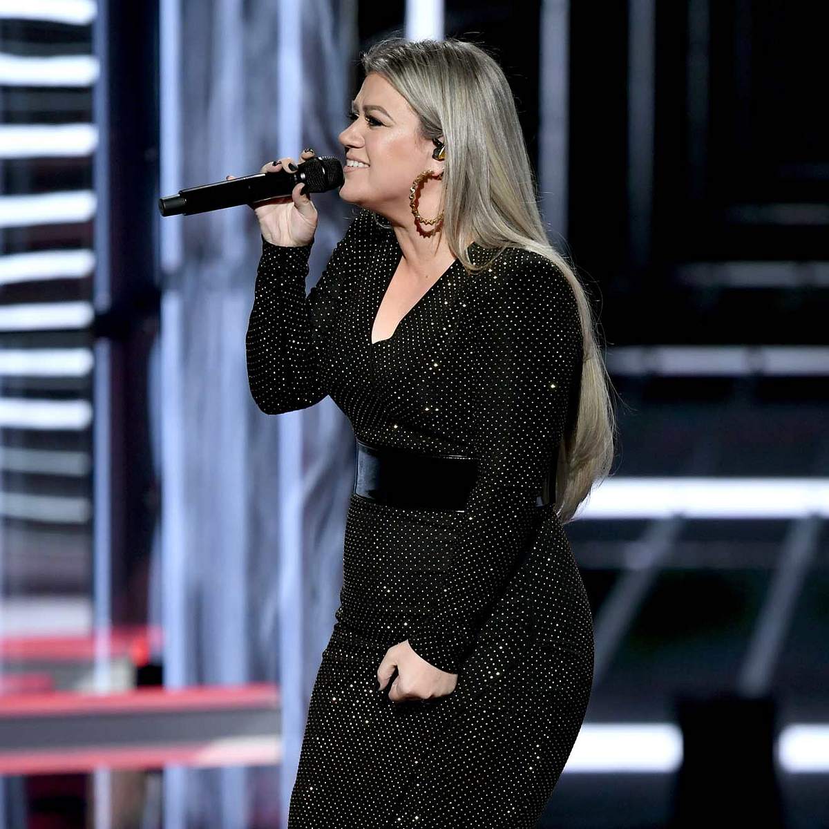 Krasse Star Diäten Kelly Clarkson Nimmt Ohne Sport Ab Die Krassen Diäten Der Stars Bravo 