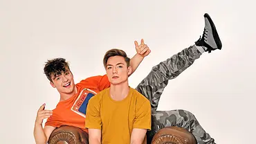Die Lochis: Das bedeutet ihr erstes Tattoo - Foto: Boris Trenkel/ BRAVO Die Lochis: Das bedeutet ihr erstes Tattoo - Foto: Boris Trenkel/ BRAVO