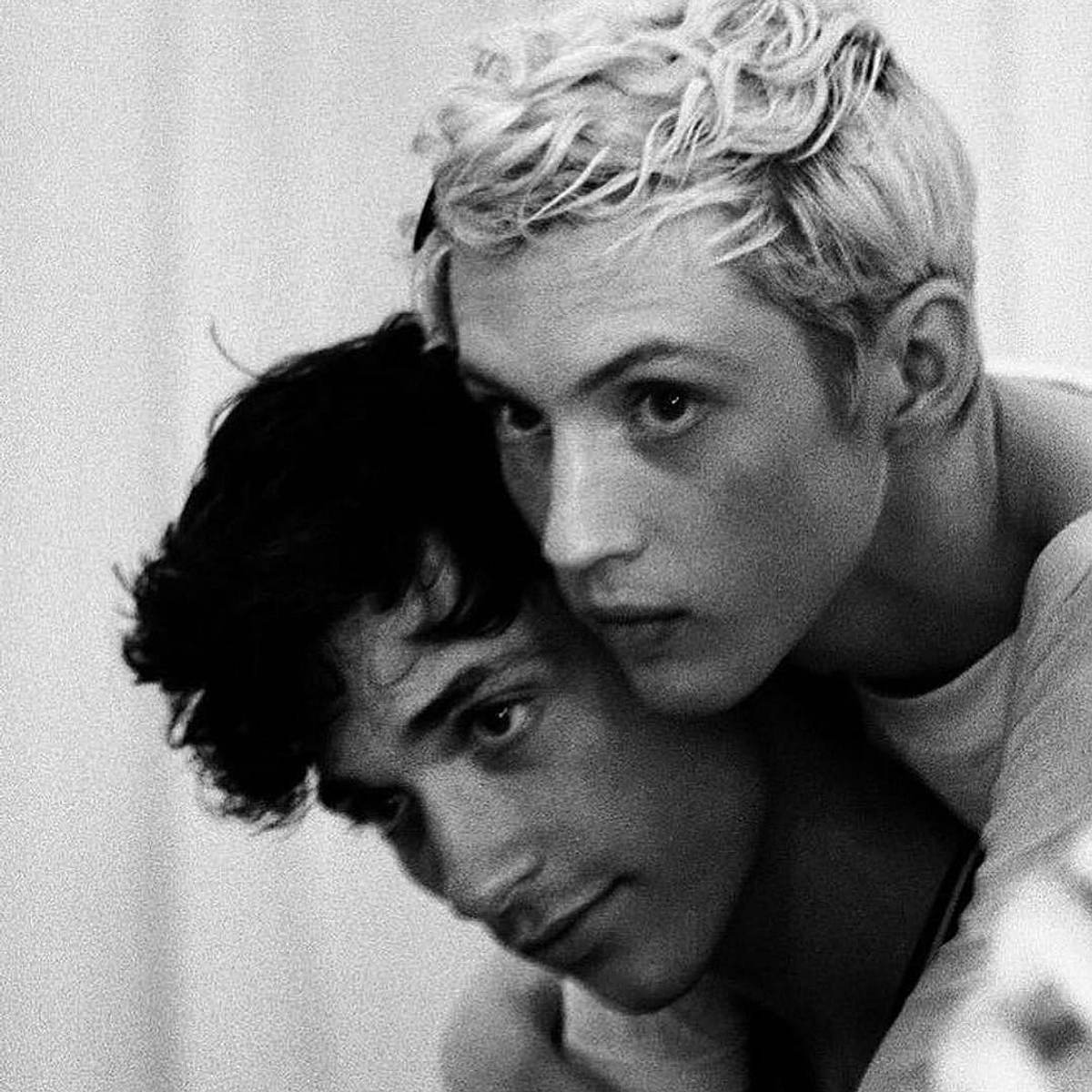 Die süßesten Gay & Lesbian-Star-Paare Troye Sivan