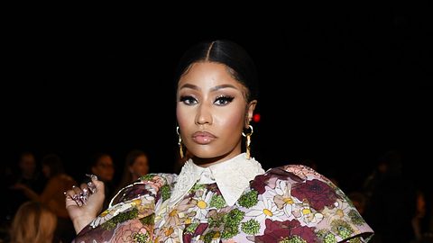 Nicki Minaj zeigt sich in Crocs - Foto: Dimitrios Kambouris  / gettyimages