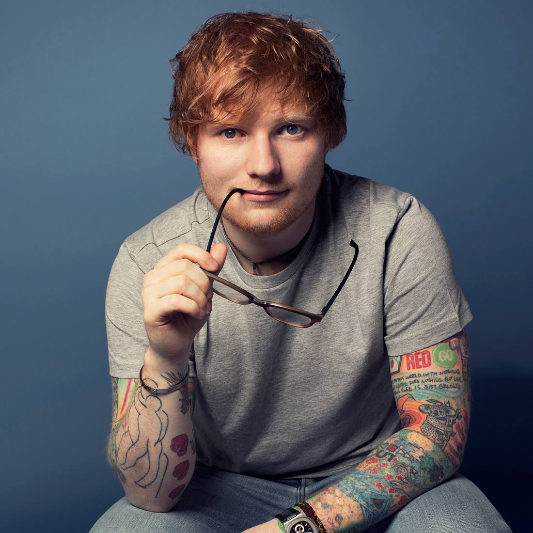 Ed Sheeran liebt es seit neustem, seinen Fans Rätsel aufzugeben