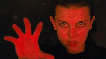 „Stranger Things“ Staffel 3: So verändert sich Elfie - Foto: Netflix