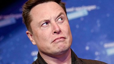 Elon Musk: Starlink-Satelliten fallen in Richtung Erde - Foto: BRITTA PEDERSEN / Getty Images