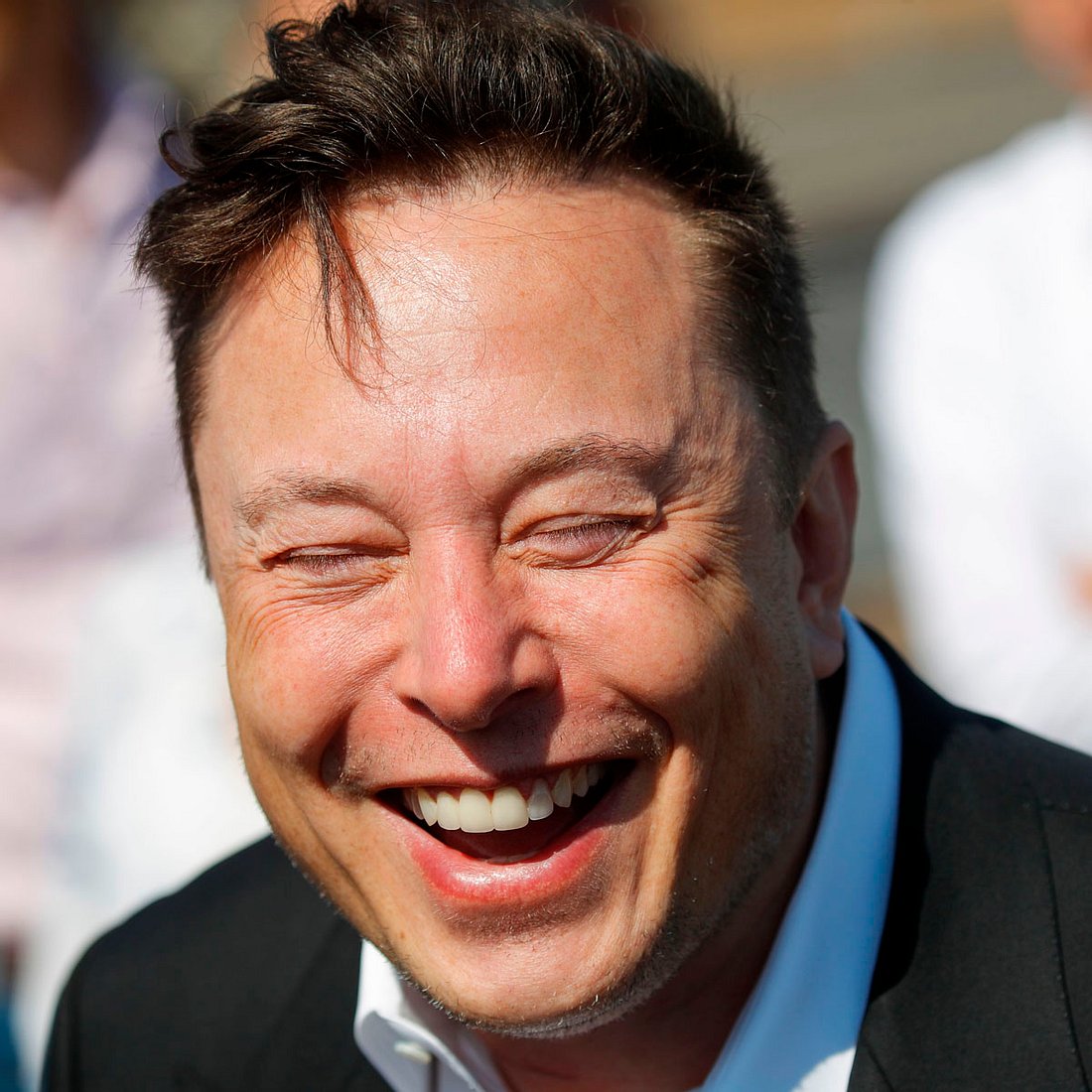 Elon Musk warnt vor „bescheuertem Apple Produkt!“