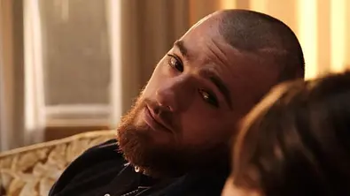 Euphoria-Star Angus Cloud: Das fällt dem Fez-Darsteller schwer - Foto: HBO/Sky