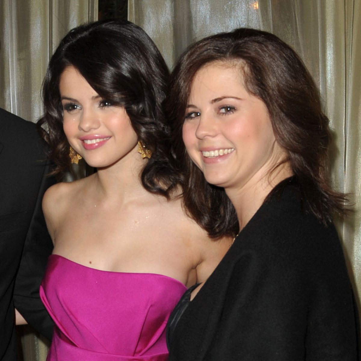 Familien-Zoff: Selena Gomez kündigt Mama Mandy
