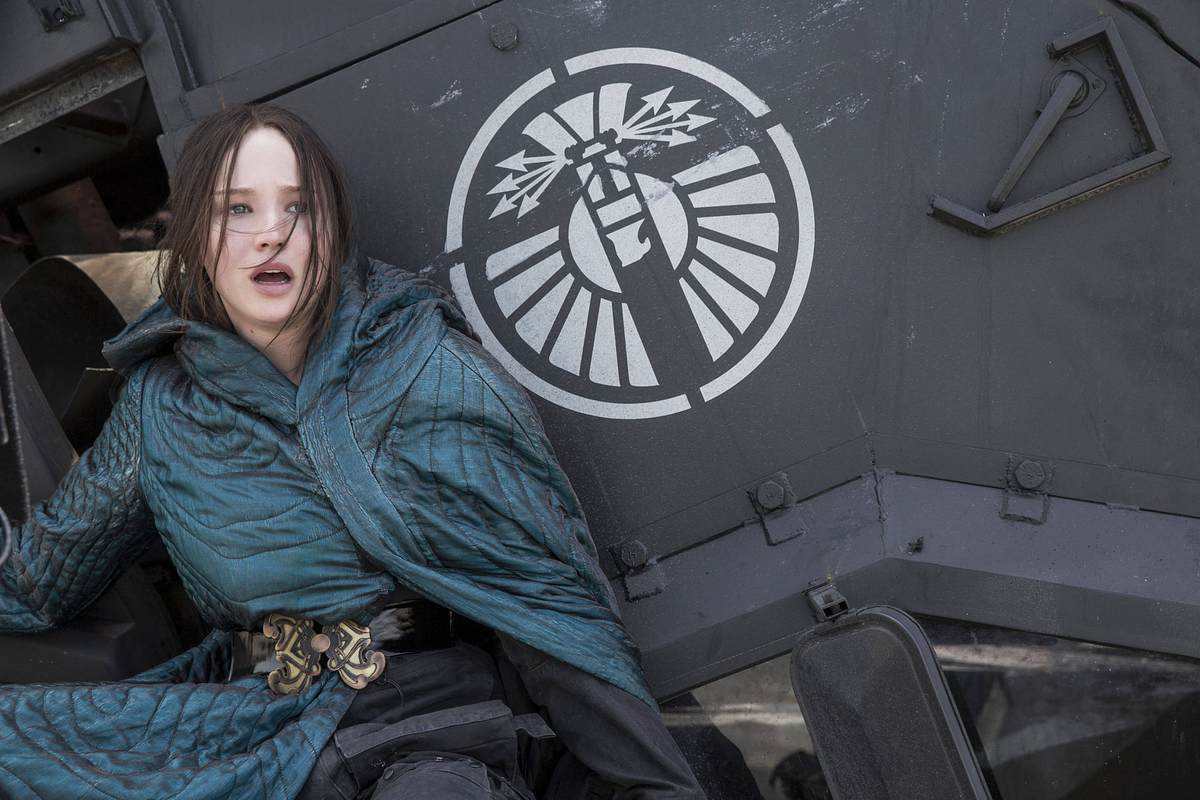 Jennifer Lawrence in Mockingjay 2