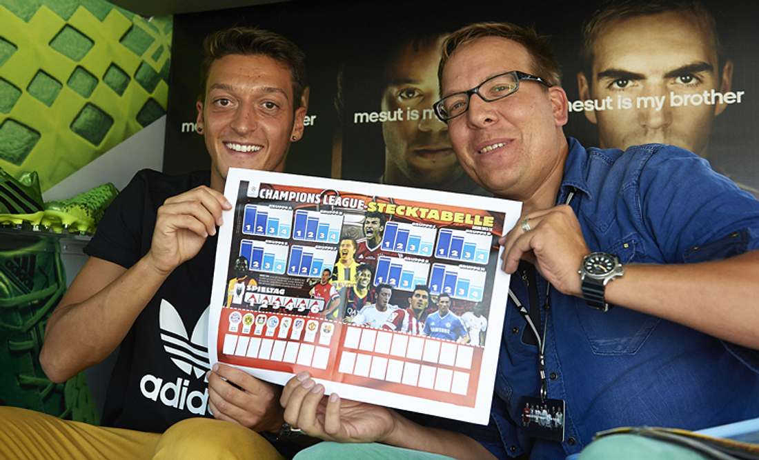 BRAVO Sport Reporter Jan hat Mesut Özil besucht – mit dabei: Die BRAVO Sport CL-Stecktabelle.