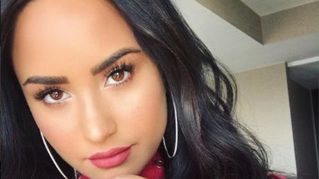 Flirt-Tricks-der-Stars-So-flirten-Demi-Lovato-Bella-Thorne-Bella-Hadid - Foto: Instagram / Demi Lovato