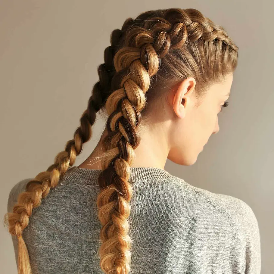 Die besten Haar-Tipps für windige Tage: Feste Frisuren