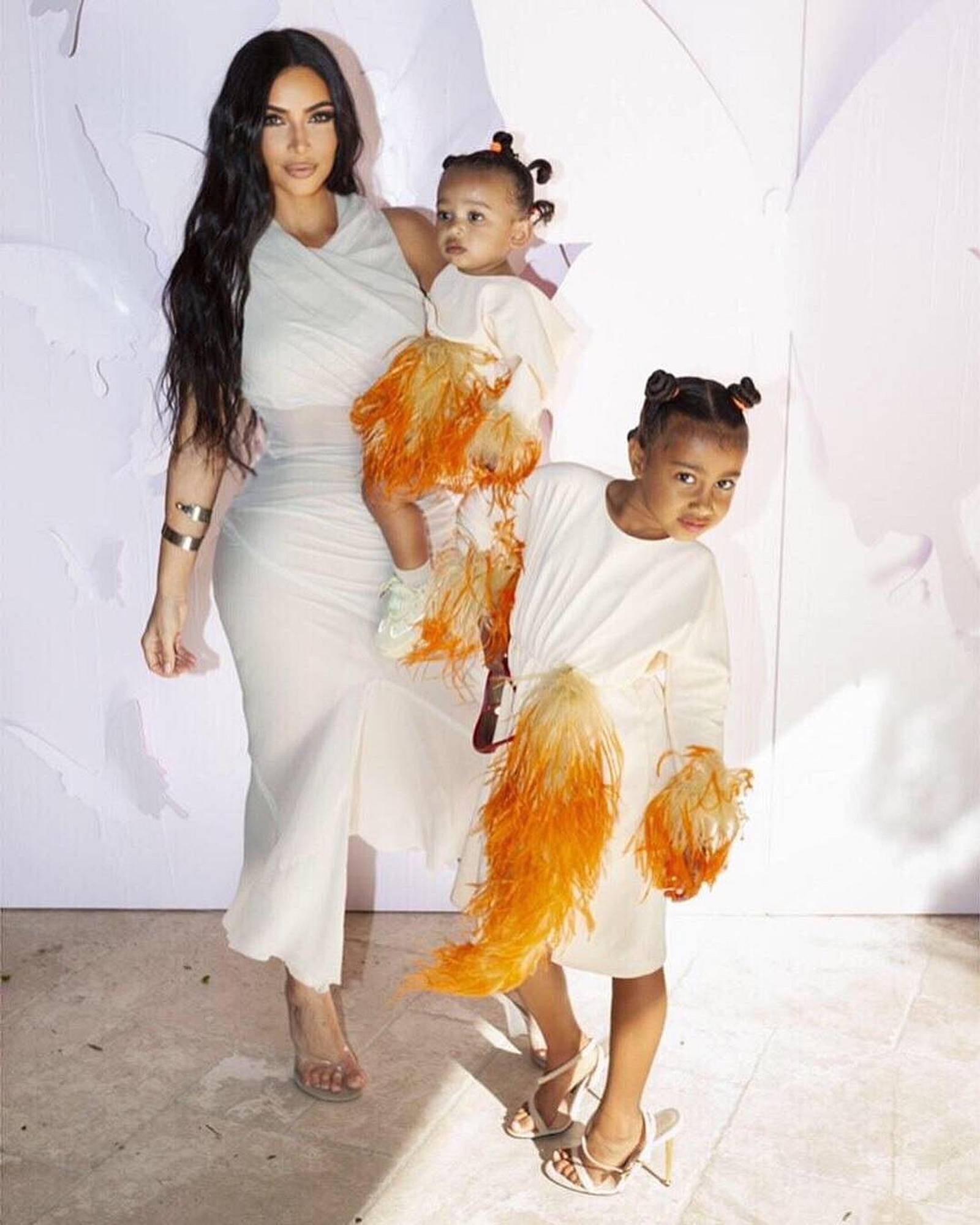 StarBabys Kim Kardashian mit North und Chicago Die süßesten Babys