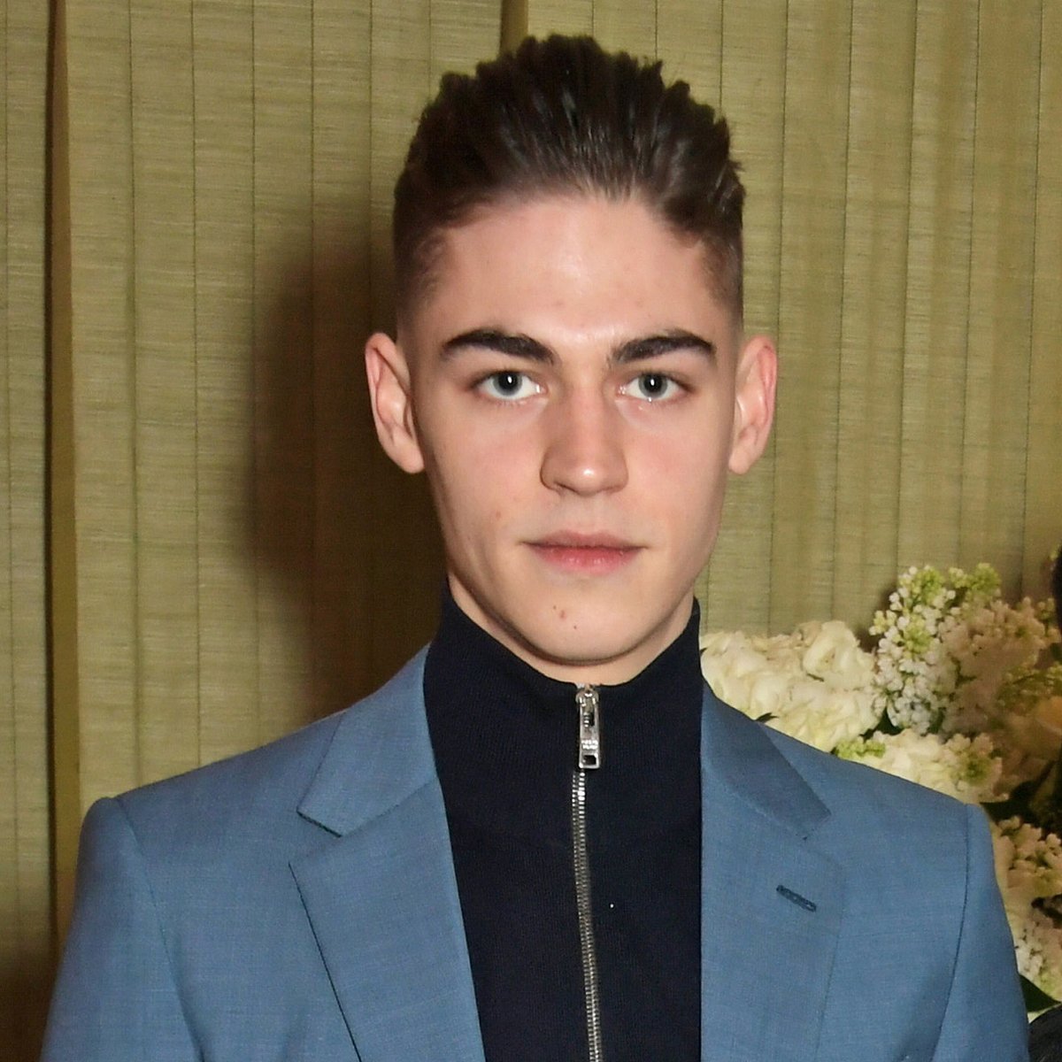 Hero Fiennes-Tiffin hat 780.000 Insta-Abonnenten - Tendenz steigend!