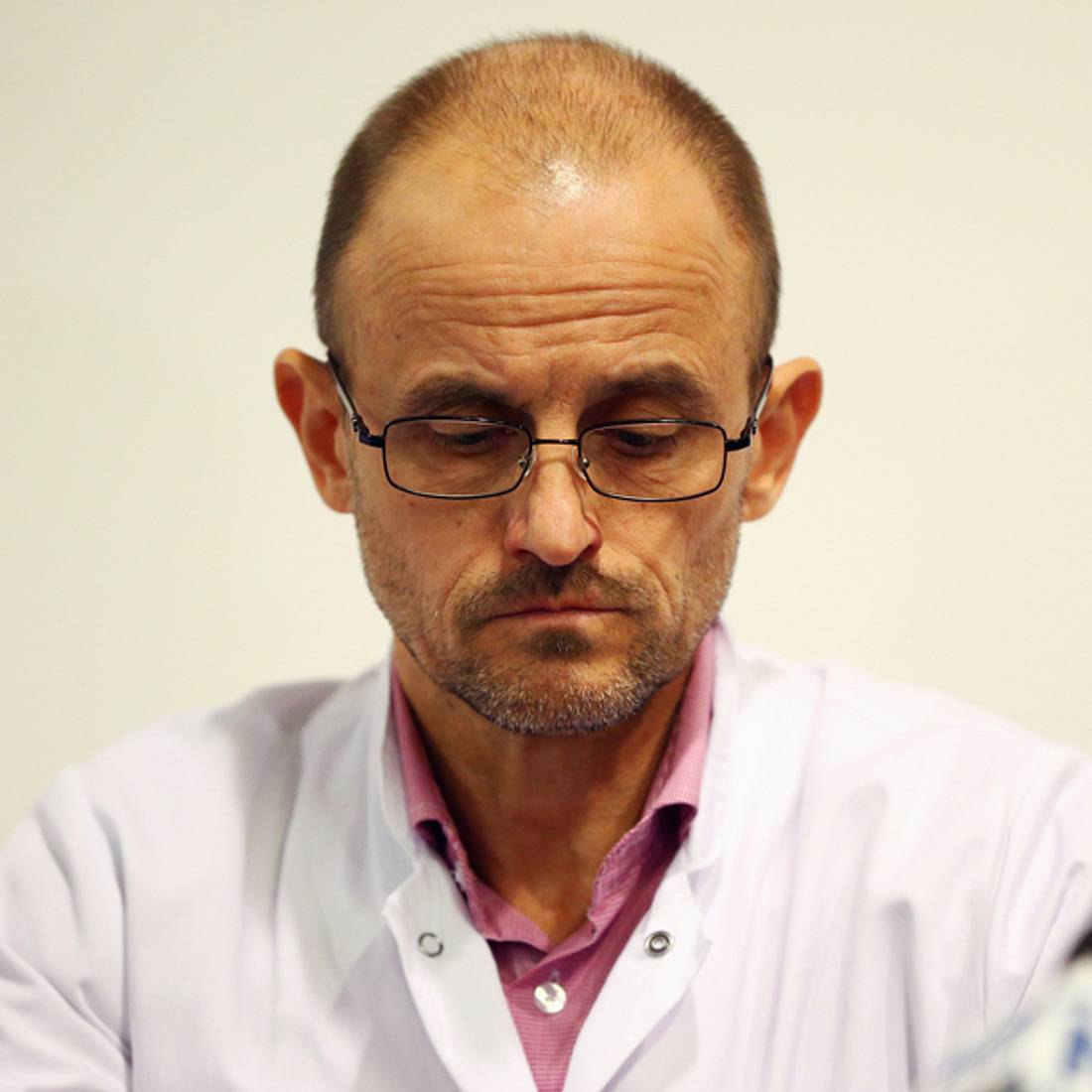 Jean-Francois Payen hat die Eingriffe bei Michael Schumacher geleitet.