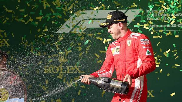 Vettel triumphiert in Australien - Foto: Imago/DeFogi